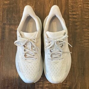 Women’s Hoka Clifton 9